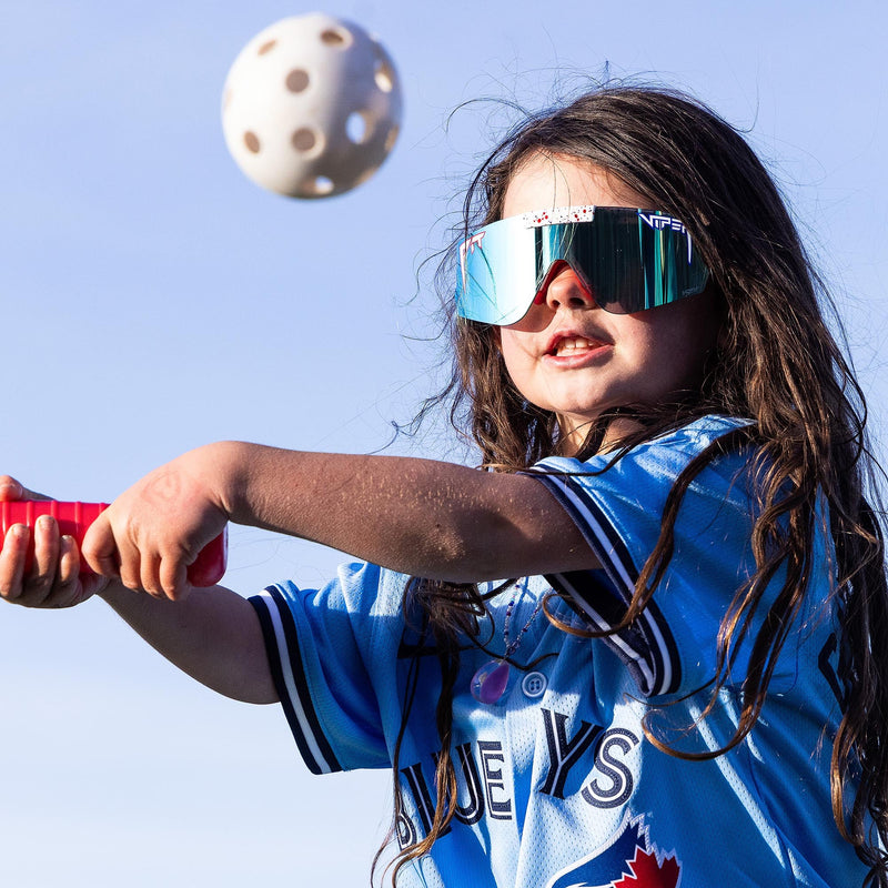 HDPV Polarized Blue / Regular | photo_of_person.JPG | The Merika Flip-Offs Sunglasses from Pit Viper